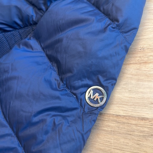 <3 Michael Michael Kors | Down Jacket - Picture 12 of 12